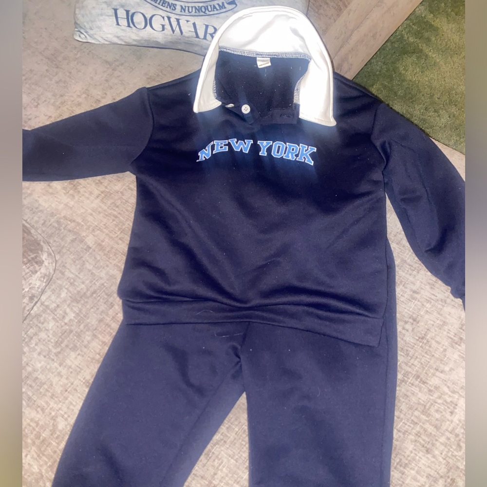 Girls jogger set 💙